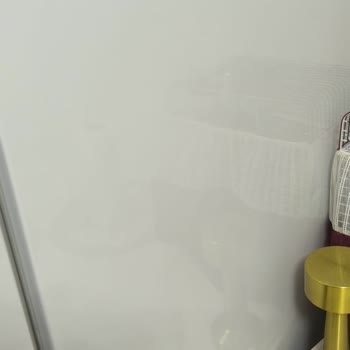 Beko Buzdolabında Kasası Yamuk Ve Aşırı Isınma Değişim Talebi
