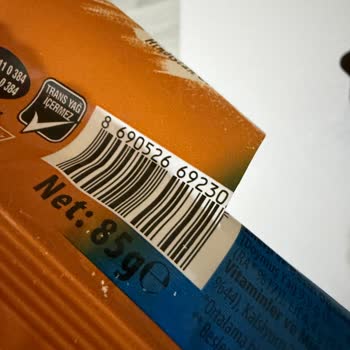 Migros Şubesindeki Eti Pronot Glütensiz Kurabiyede Kötü Koku Ve Bayatlık