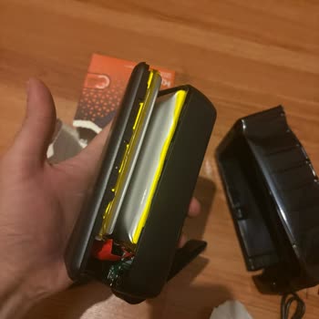 Kapalı Kutuda Şişen Powerbank Güvenlik Endişesi Ve İade Talebi