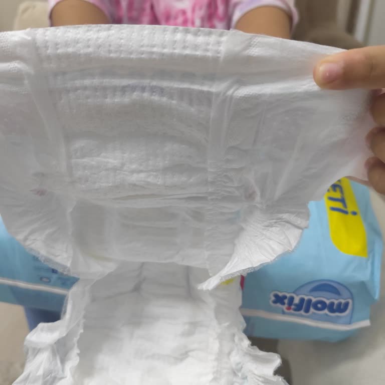 Migros’ta Molfix Bebek Bezleri Kötü Kokuyor Ve Lastiği Eksik, Geri Ödeme Talebi