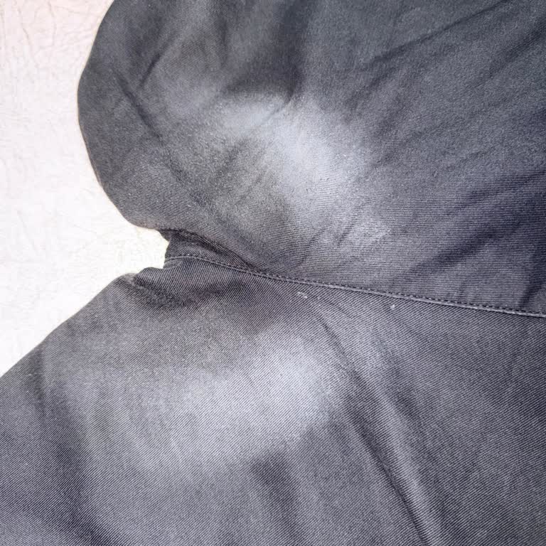 Kığılı Pantolonunda İlk Giyişte Renk Solması Ve Beyazlamalar Kalite Sorunu
