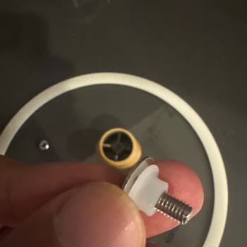 Karaca Swiss Crystal Tencere Kapağı Tutma Kolu Kırık Geldi