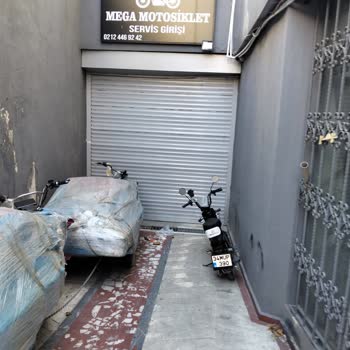 Garanti İhlali Ve Sürekli Akü Arızaları Nedeniyle 15 Bin TL Maddi Ve Manevi Mağduriyet