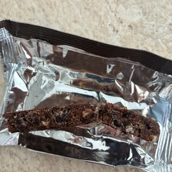 Züber Çikolatalı Barı Bozuk, Bebek Sağlığı Tehlikede Ve Cevap Yok