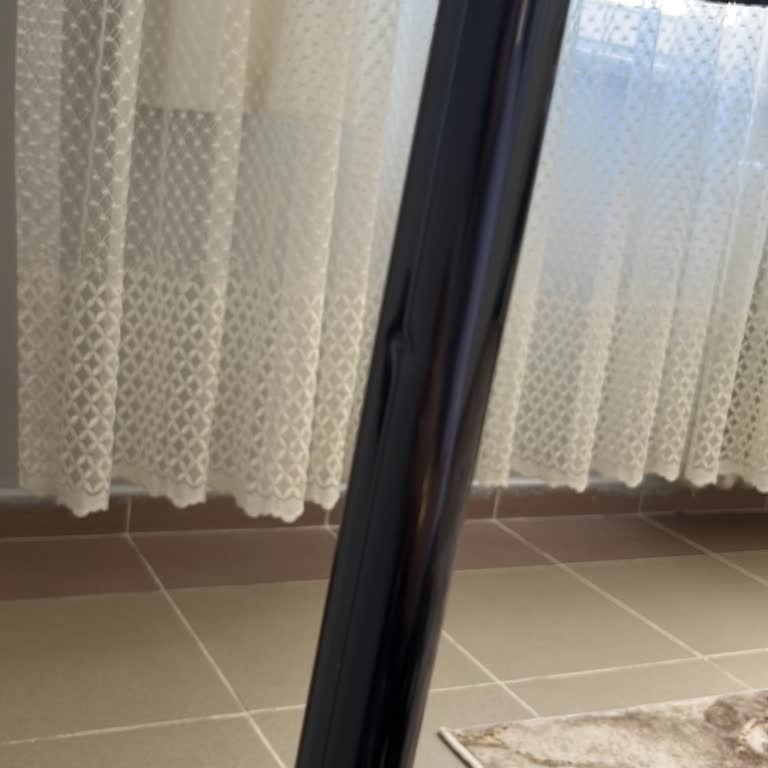 Dyson V12 Borusu Kendi Kendine Eğrildi, Garanti Dışı Ve Ücretsiz Yedek Parça Talebi