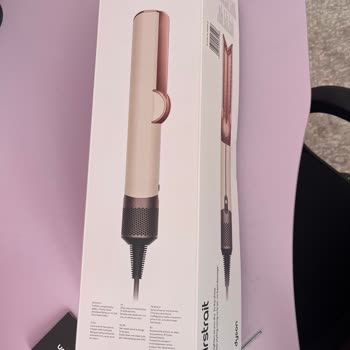 Dyson Airstrait İçin Orijinal Kutu Sağlanmadı Ve Ek Ücret Talep Edildi