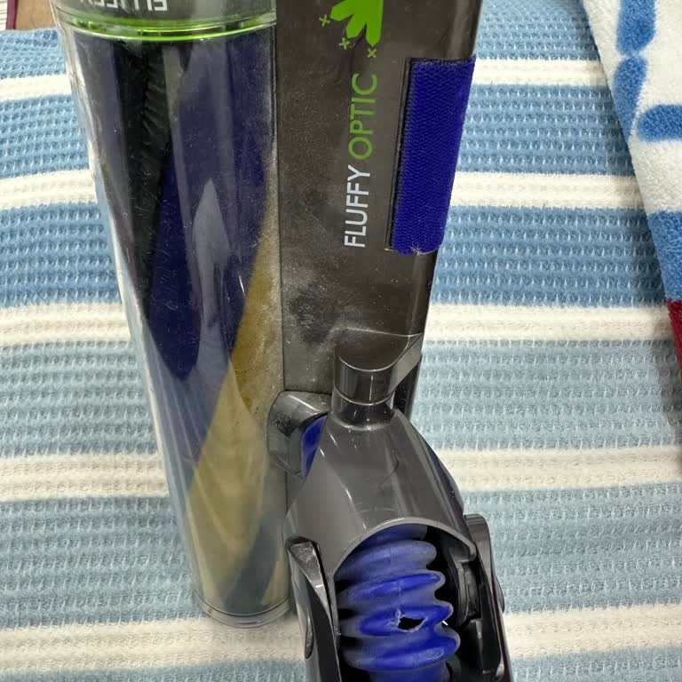 Dyson V15S Süpürge Borusundaki Patlak Ve Çekim Gücü Kaybı İçin Garanti Değişimi Reddedildi
