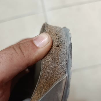 Birkenstock Arizona Terliği Kısa Sürede Mantar Tabanı Dağılması Ve Yan Kısımların Açılması