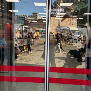Burger King’de Evcil Hayvan Girişi Reddedildi Ve Saygısız Davranıldı