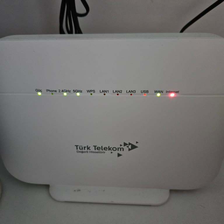 Sabit İnternet Tamamen Kesildi, Canlı Destek Erişilemiyor