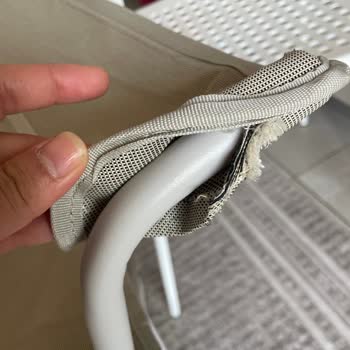 Quechua XL Katlanır Kamp Sandalyelerinde 3 Ayda Kumaş Yırtılması Ve Plastik Çatlakları