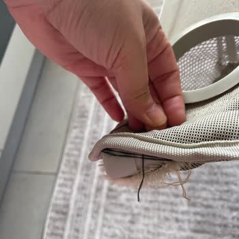 Quechua XL Katlanır Kamp Sandalyelerinde 3 Ayda Kumaş Yırtılması Ve Plastik Çatlakları