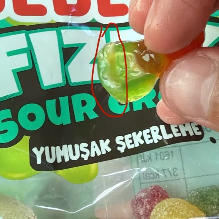Petrol Ofisi Şekerlemede Hamurumsu Yabancı Madde Görüldü