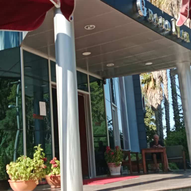 Yanıltıcı Her Şey Dahil Reklamı Ve Hakaretli Davranış Nedeniyle İade Talebi
