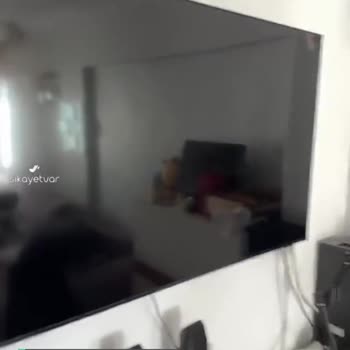 Samsung 50au8000 Kronikleşen Ekran Sorunu!