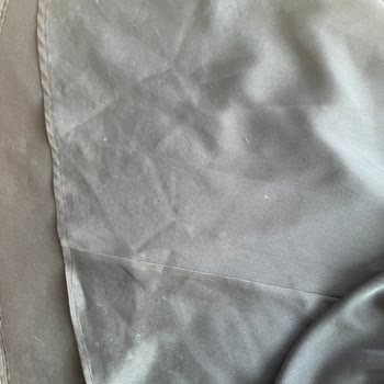 Kirli Abiye Ve Şal Gönderimi, Temizlik Masrafı Ve Tehdit İçeren İletişim
