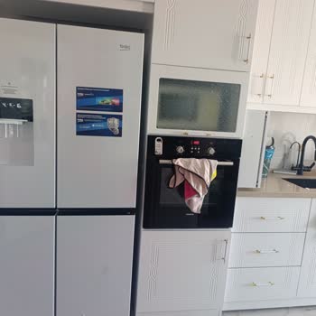Buzluk Çalışmıyor, Servis Çözüm Sağlamıyor Ve Ürün Değişimi Bekliyorum