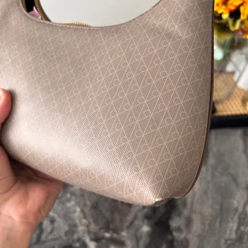 Calvin Klein Markalı Çantada Erken Köşe Soyulması Ve Değişim Talebi