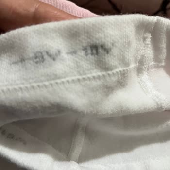 LCW Mağazasında İkili Çorapta Beden Hatası