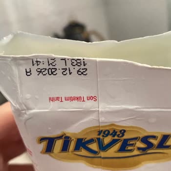 Tikveşli Kremasında Siyah Noktalar Hijyen Ve Sağlık Endişesi Yarattı
