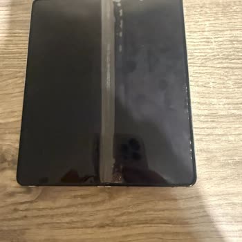 Galaxy Z Fold5 Ekran Şişmesi Ve Kullanıcı Hatası İddiası