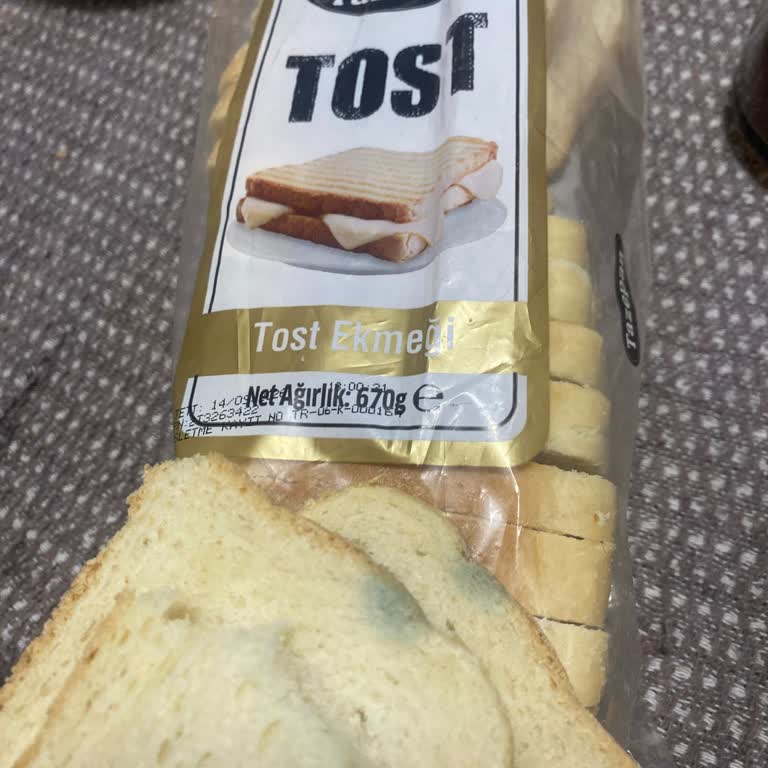 Küflü Tost Ekmeği Gıda Güvenliği İhlali