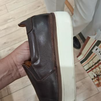 Ayakkabının Tabanı Açıldı, 21 Gün Bekleme Süresi Kabullenilemez
