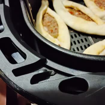 Airfryer Sepetinde Erime Ve Paslanma Sorunu