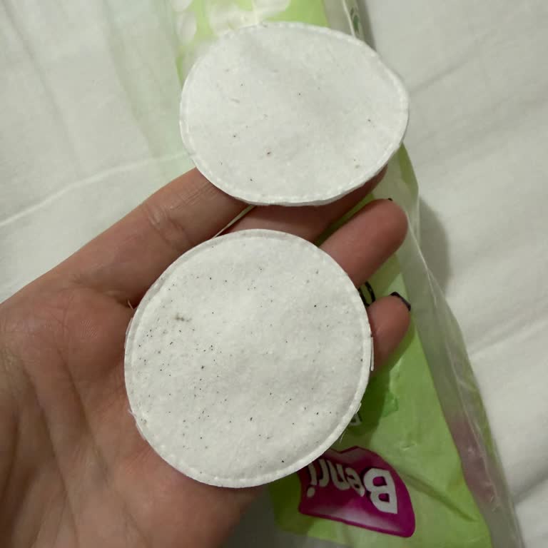 Gratis Benri Disk Pamuklarda Siyah Lekeler Ve Göz Sağlığı Endişesi