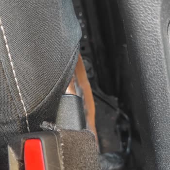 Koltuk Altı Metal Aksamda Paslanma Garanti Kapsamında Onarım Bekleniyor