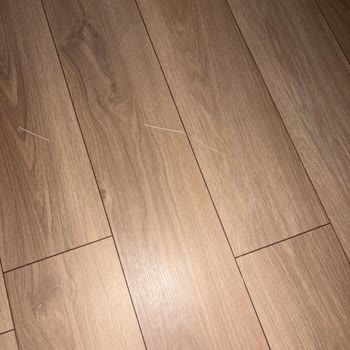 Defolu Mobilya Ve Gecikmeli Değişim Sonrası Parke Hasarı