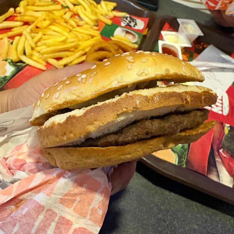 Burger King Bahçelievler Şubesinde Big King Menüsü Kalitesiz Ve Eksik
