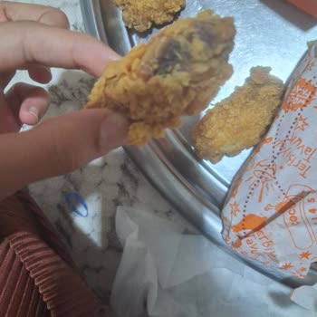 Popeyes'ten Çiğ Tavuk Şikayeti Ve Tam İade Talebi