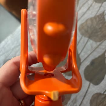 Kırık Vantuzlu Kedi Ve Köpek Mama Oyuncağı Teslim Edildi, Değişim Talebi