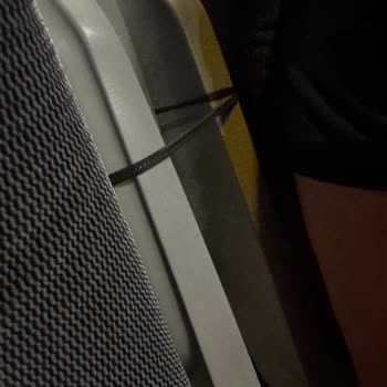 Kamil Koç Otobüsünde Kırık Koltuklar Ve Çalışmayan Yatırma Mekanizması