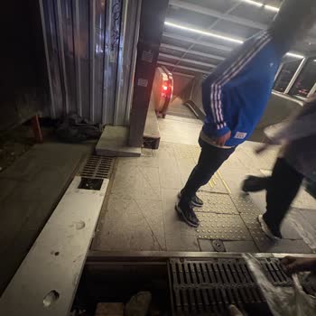 Açık Mazgal Kapağı Nedeniyle Yaya Düşmesi Ve Yaralanma