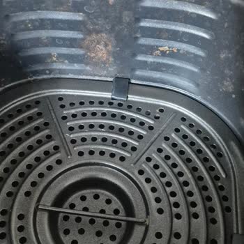 Sinbo Airfryer’da Küflenme Ve Paslanma Gıda Hijyenini Tehlikeye Atıyor