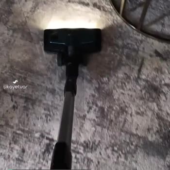 Philips Elektrikli Süpürge Çalışırken Duruyor