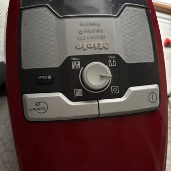 Miele Blizzard CX1 Parça Değişiminde Yanlış Anlaşılma Ve Eksik Boru
