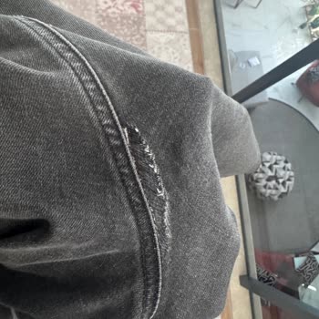 Mavi Black Duman Gri Kot Pantolonunun Ağ Bölümünde Yırtılma Üretim Sorunu Ve Destek Eksikliği