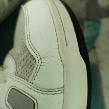 Hummel Ayakkabısının 1 Ayda Çatlaması Ve Ücret Karşısında Hayal Kırıklığı