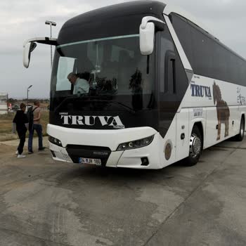 Truva Turizm Otobüsünün Arızalı Araçta Güvenlik İhmali