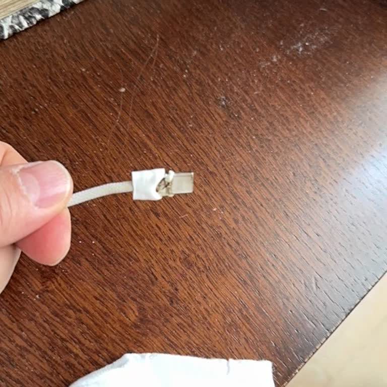Orijinal Şarj Kablosunun Erimesi Ve Telefonun Yangın Tehdidi