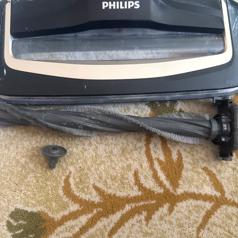 Philips Aqua Trio 9000 Süpürge Başlık Parçası Arızası Ücretsiz Değişim Talebi