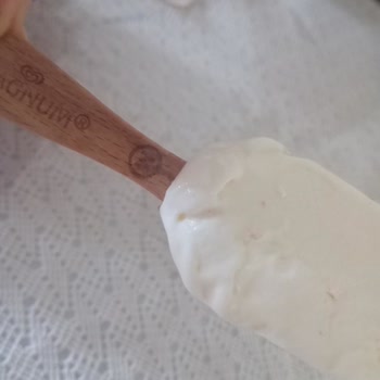 Magnum Mini Bademli Dondurmasında Boğaza Tehdit Eden Odun Parçaları Ve Yetersiz Şirket Teklifi