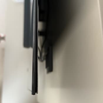Samsung OLED TV'de Ekran Açılma Ve Eğrilik Sorunu Garanti Kapsamına Alınmadı