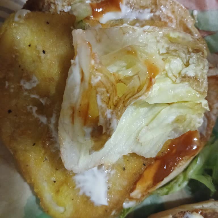 Burger King Şubesinde Marulda Canlı Kurtlar: Hijyen Skandalı Ve Müşteri Hizmetlerinden Cevap Yok