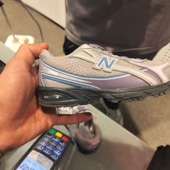 SuperStep Mağazasında New Balance Ayakkabının Yazı Deforme Olması Ve İade Reddedilmesi