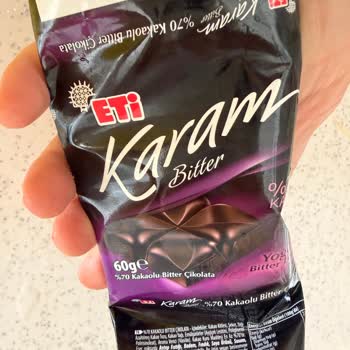 Eti Karam Bitter Çikolatası Bozulmuş Ve Süresi Geçmiş, Sağlık Riski