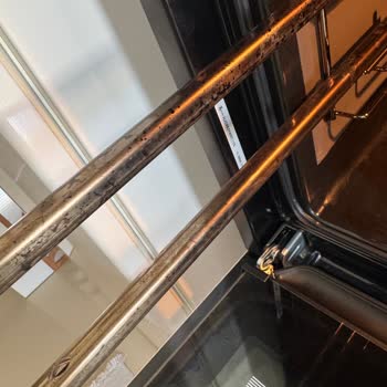Yeni Bosch Fırınında Paslanma Sorunu Ve Çelişkili Servis Raporları